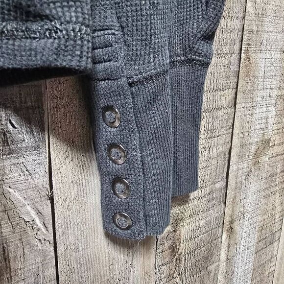 Carhartt Black Thermal Henley Waffle Knit Plus Size Tee - Picture 2 of 6